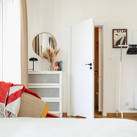 Creative Pause, Center Apartment *