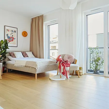 Creative Pause, Center Apartment *