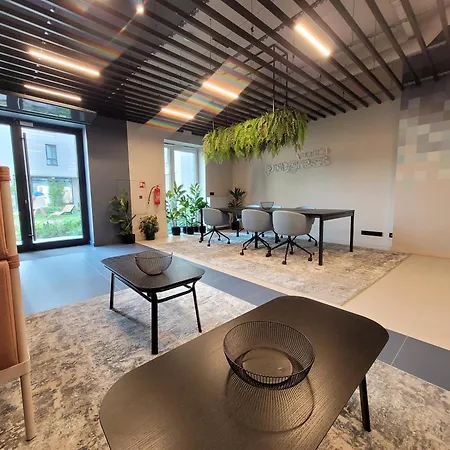 Creative Pause, Center Apartment *